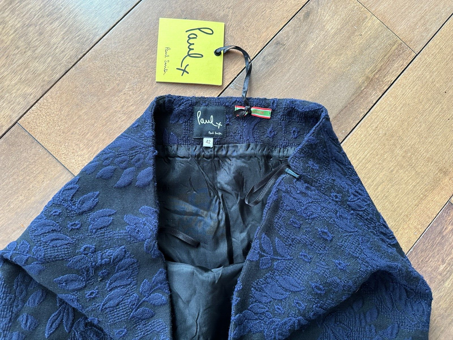 PAUL SMITH BLUE TEXTURED FLORAL MINI SKIRT - ITALIAN DESIGNER FLAIR!