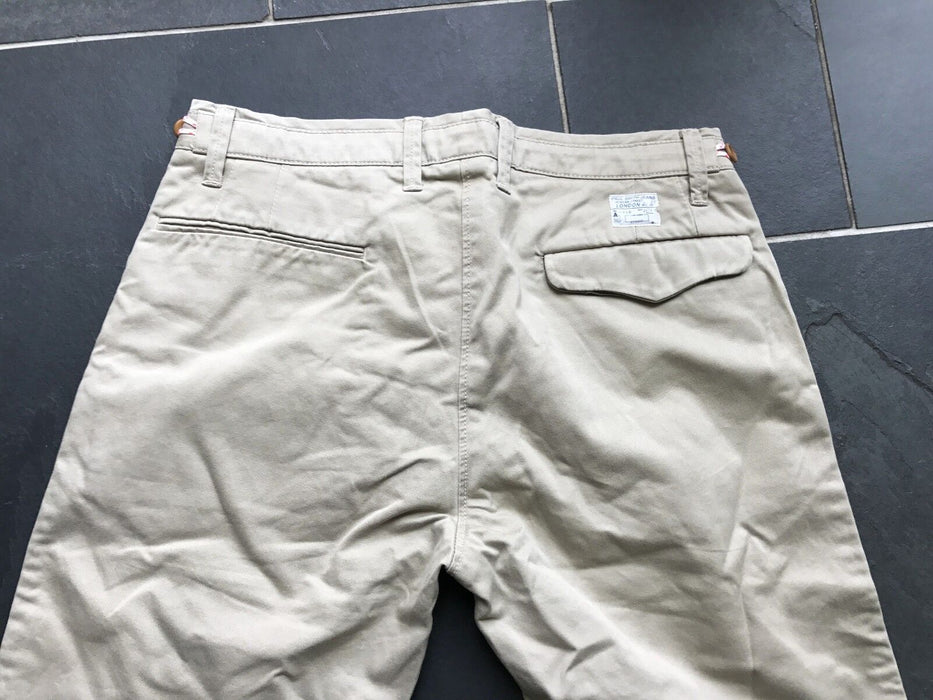 PAUL SMITH IVORY SHORTS - ESSENTIAL SUMMER STYLE! Size 28