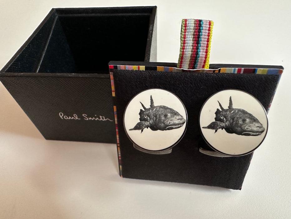 Paul Smith Ceramic Fish Cufflinks – Distinctive Design with Signature Detailing